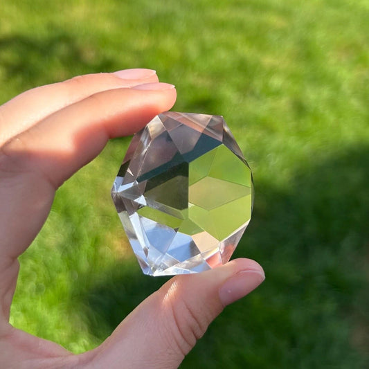 375 carat flawless brazilian clear quartz multi-faceted gemstone - healing crystal from clearquartzshop