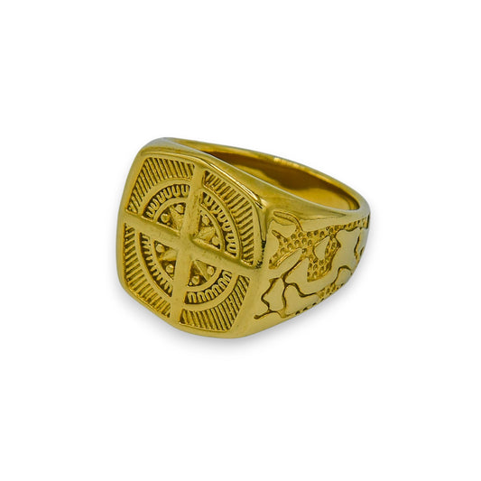 18k gold plated compass ring for men and women built from stainless steel | timeless jewelry by clearquartzshop