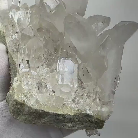 video showcasing Arkansas clear quartz crystal 2720g - clearquartzshop